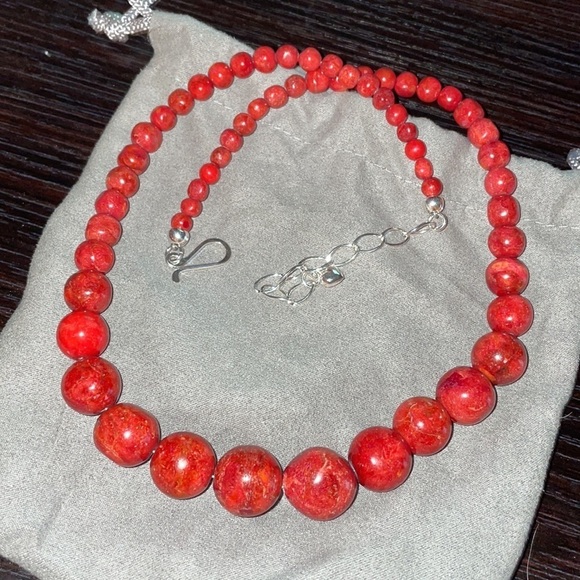 Red coral graduated bead necklace by Jay King - Picture 6 of 14